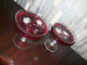 Cherrytini Cocktail Holidays Recipe - How to prepare a Cherrytini Cocktail Holidays using cherry cherry liqueur and lemon juice